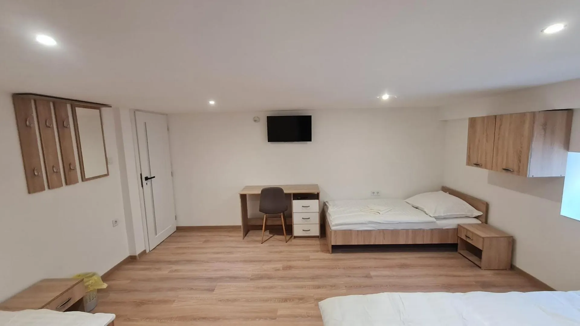 Erdely 60 Guesthouse Debrecen Hotel